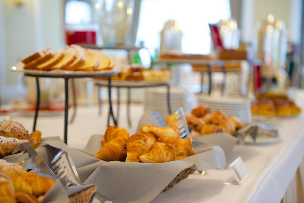 Hotel Mercure Excelsior